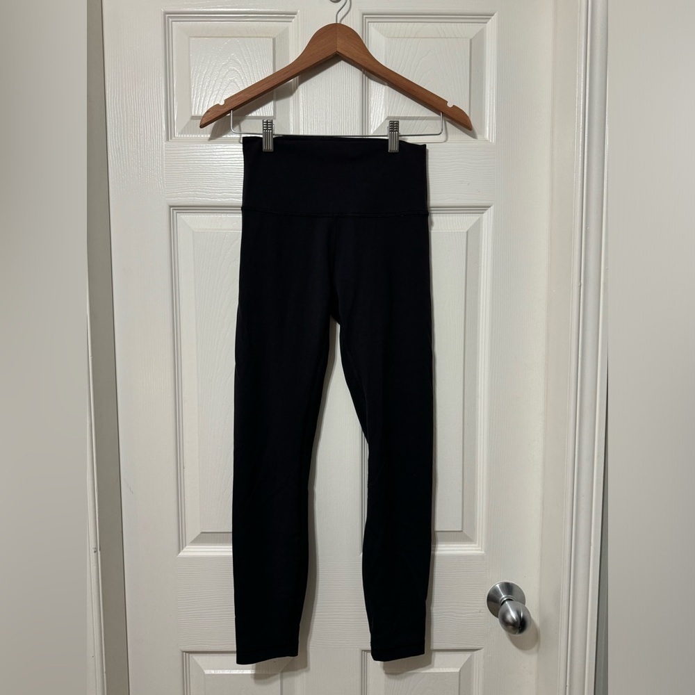 Lululemon wunder train high rise tight size 6 euc